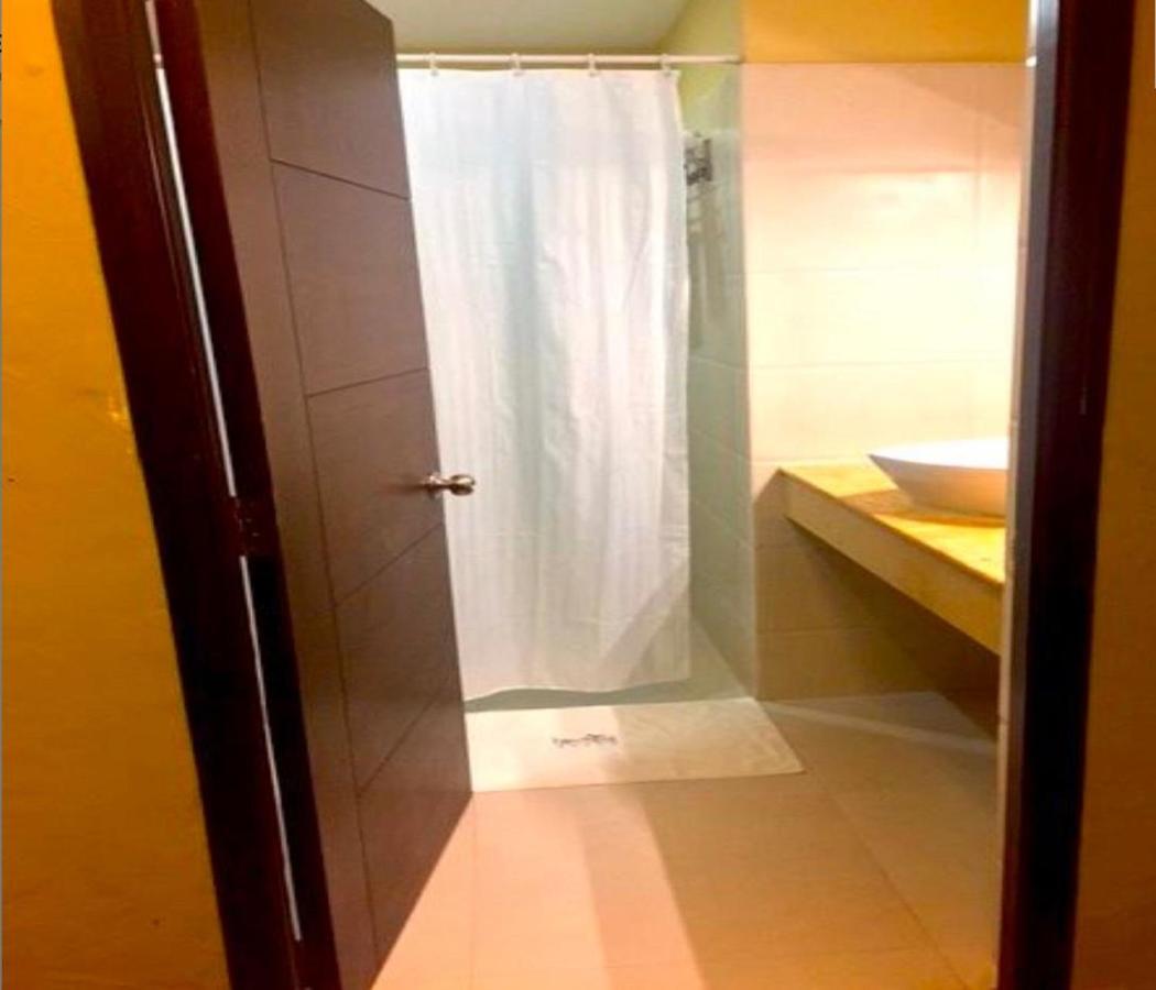 Breathing Earth - Rooms And Pool Calcutta  Esterno foto