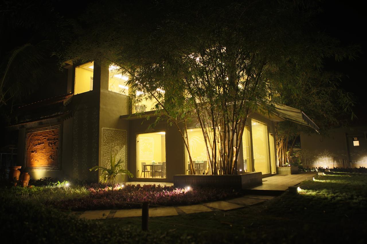 Breathing Earth - Rooms And Pool Calcutta  Esterno foto