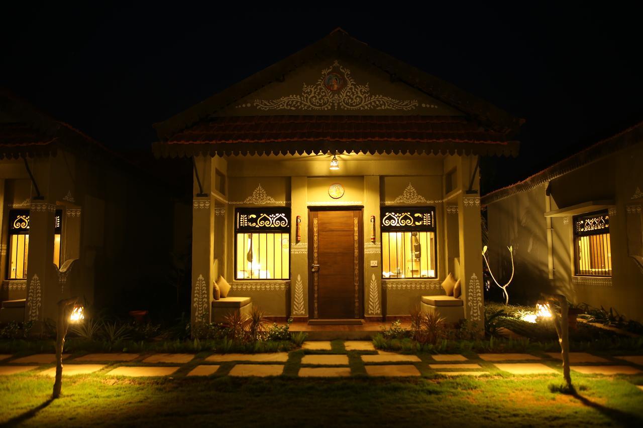 Breathing Earth - Rooms And Pool Calcutta  Esterno foto