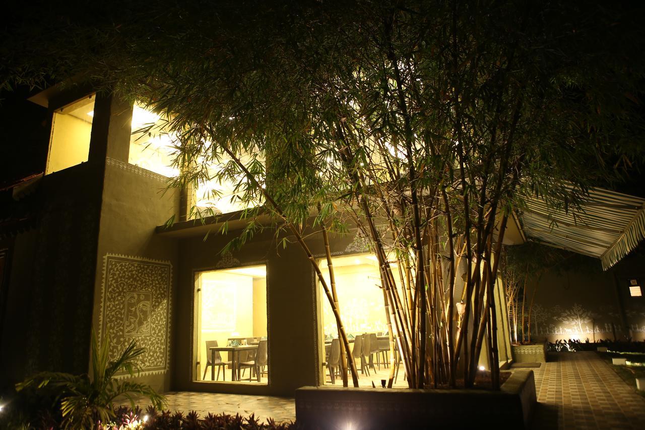 Breathing Earth - Rooms And Pool Calcutta  Esterno foto